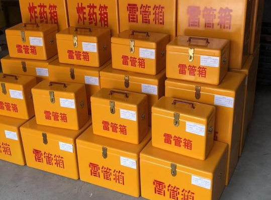 忻城玻璃钢雷管箱的使用寿命一般是多少？